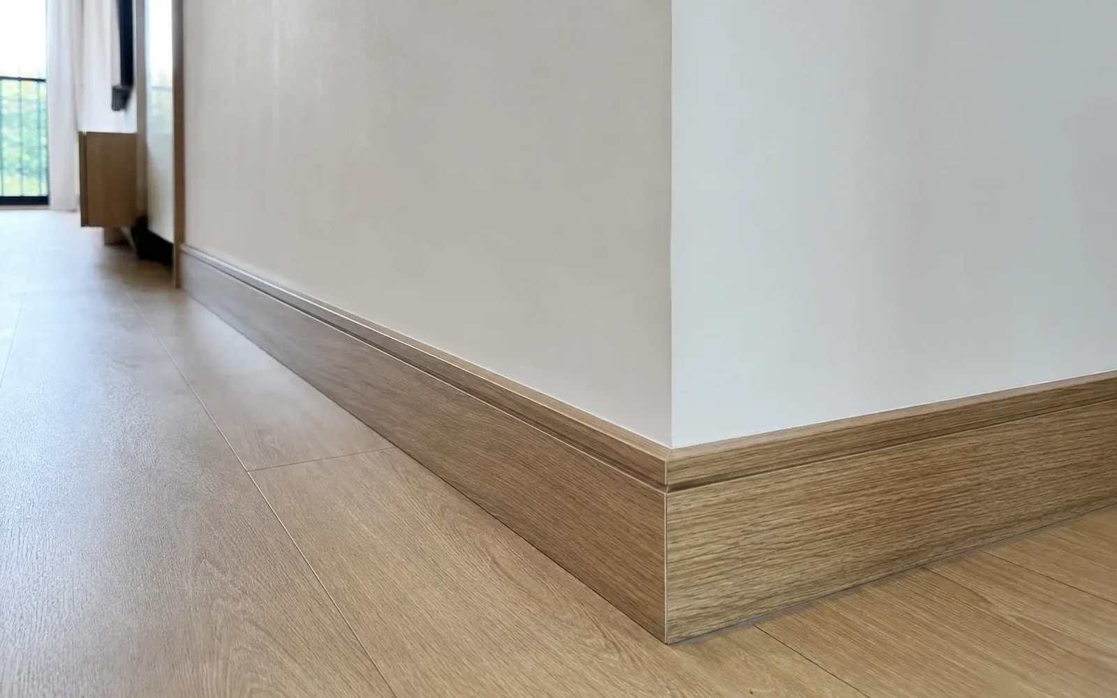 Skirting Installation service page in Singapore